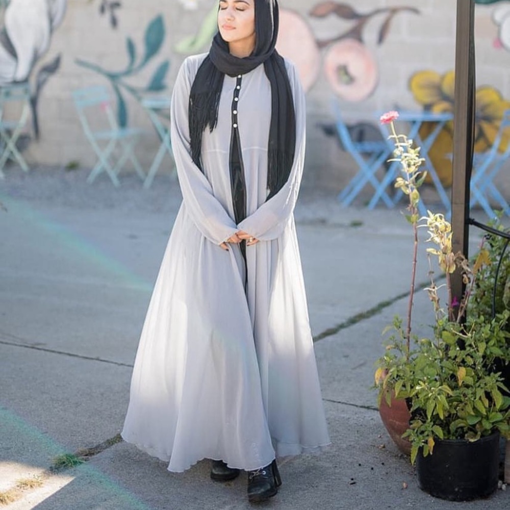 Niswa Fashion Black Trim Cardigan Abaya